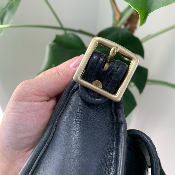 Rambler’s Legacy (9061) Vintage Coach Crossbody Shoulder Bag - Picture 11 of 16